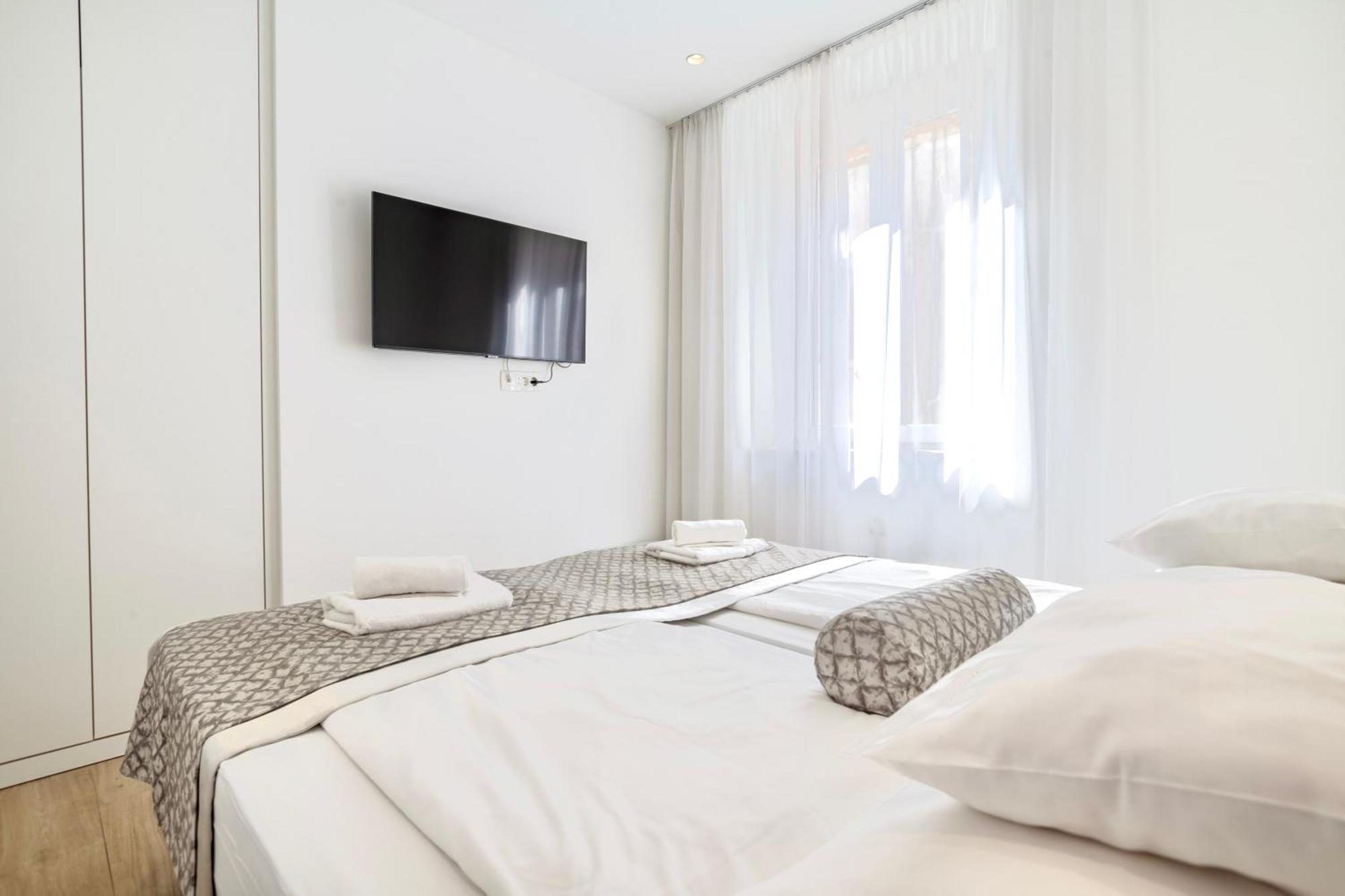 Apartments & Rooms Graso Split Bilik gambar