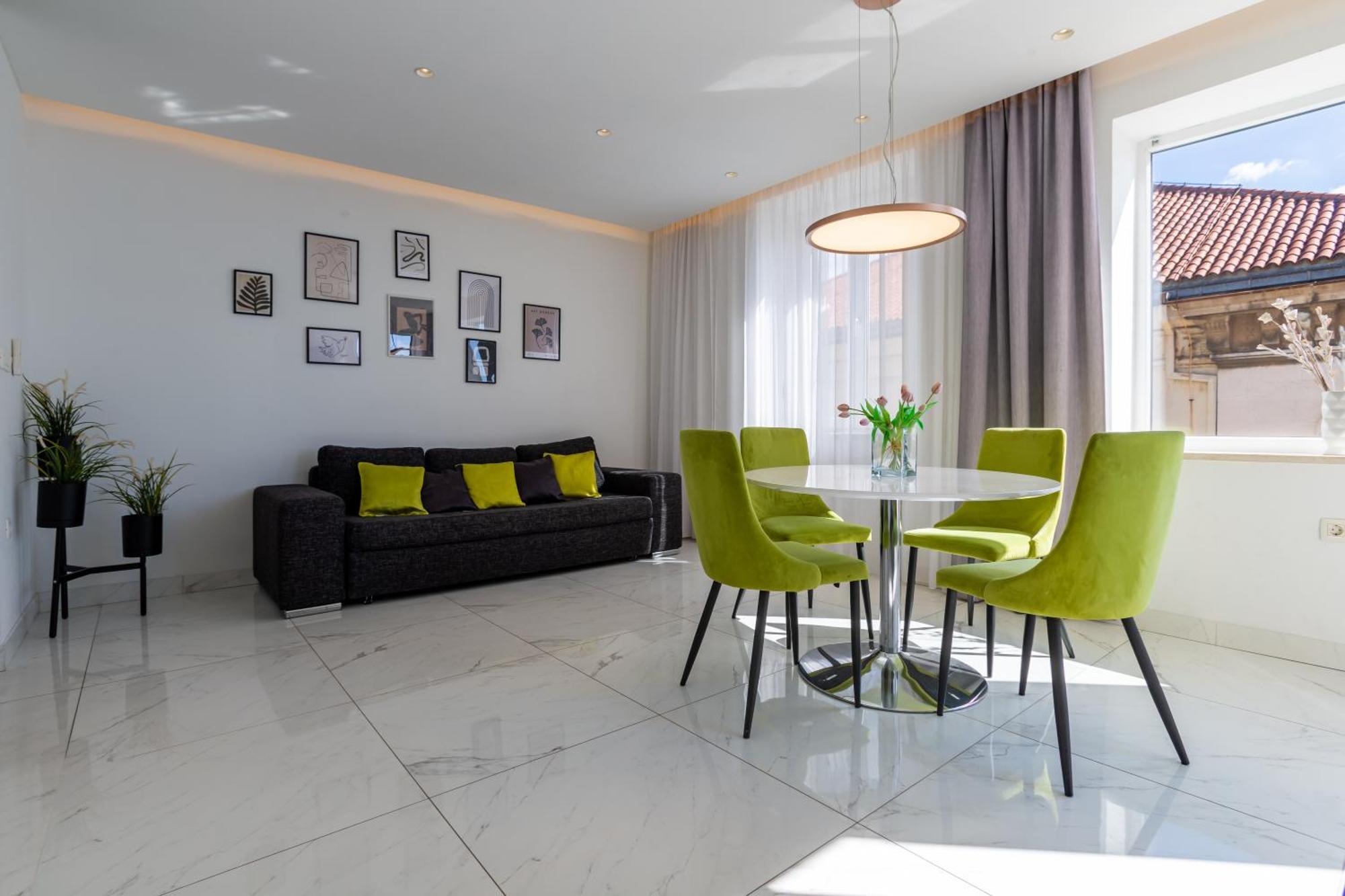 Apartments & Rooms Graso Split Bilik gambar
