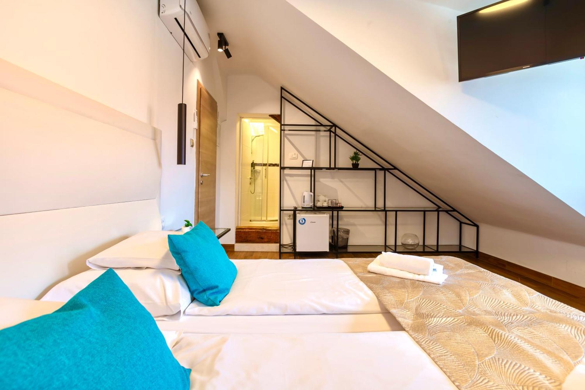 Apartments & Rooms Graso Split Bilik gambar