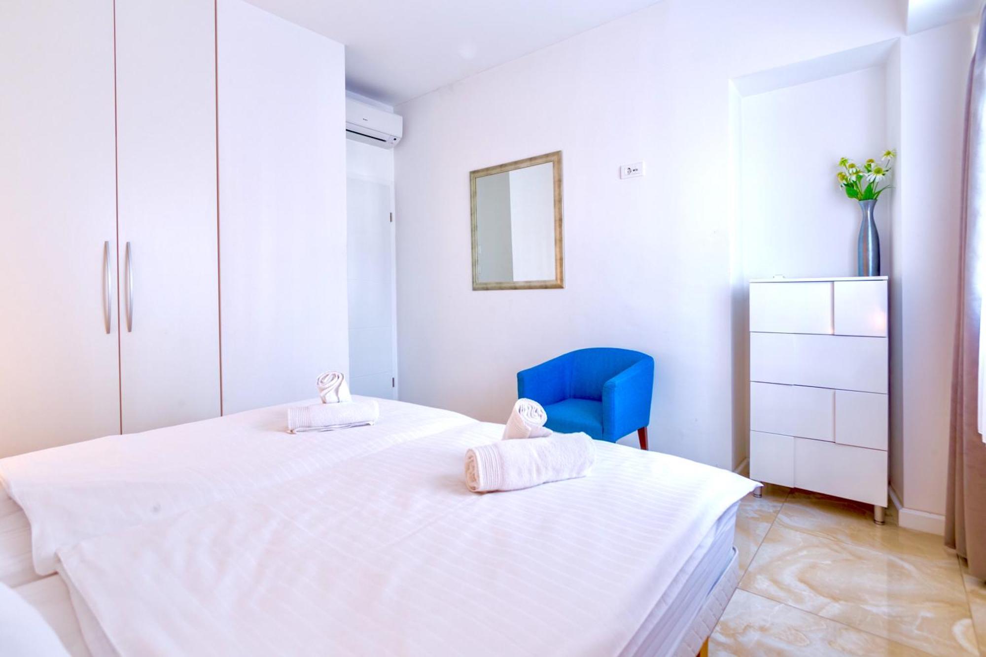 Apartments & Rooms Graso Split Bilik gambar
