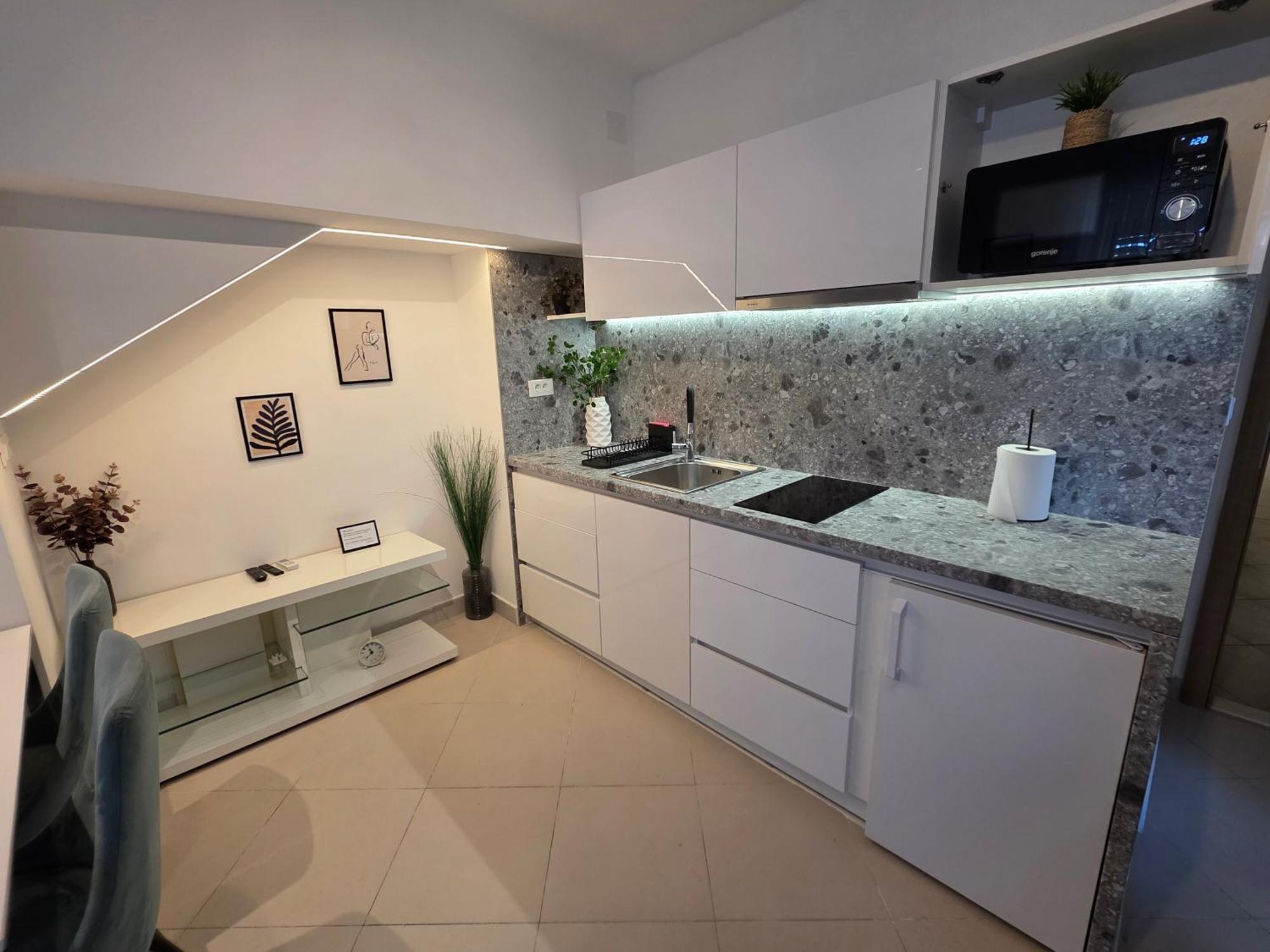 Apartments & Rooms Graso Split Bilik gambar