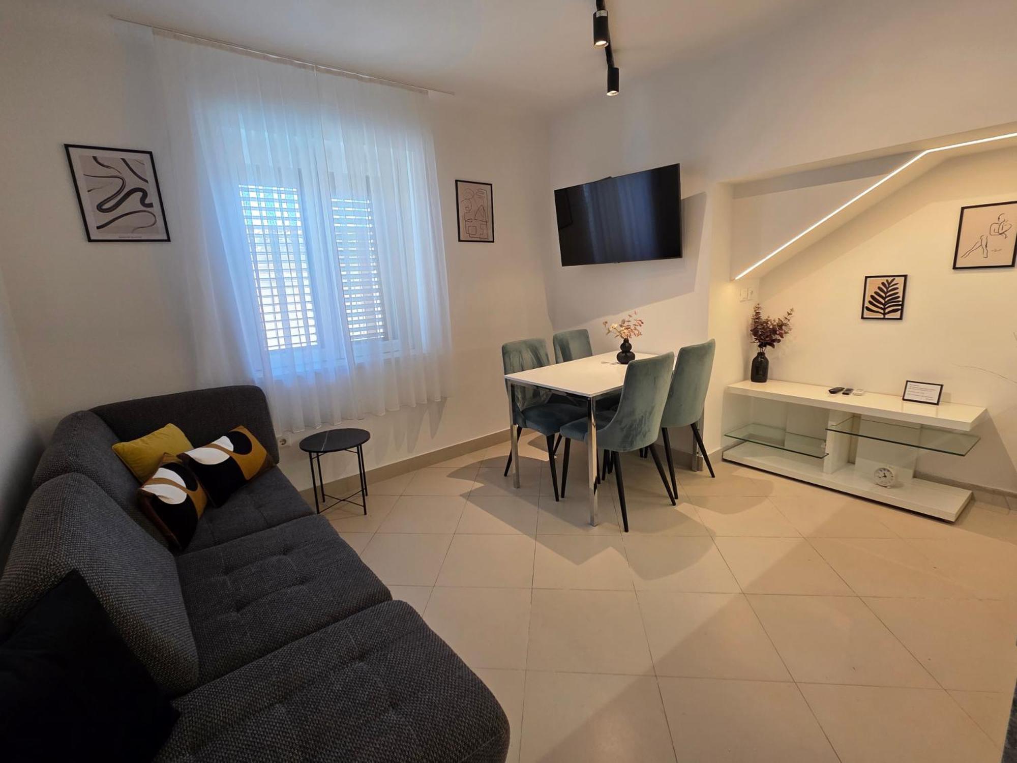 Apartments & Rooms Graso Split Bilik gambar